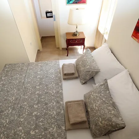 Apartment Kamala *