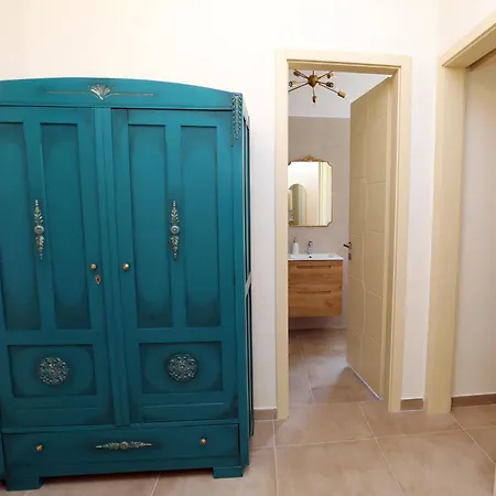 Kamala Apartment